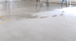 Can you use a carpet cleaner on concrete floor